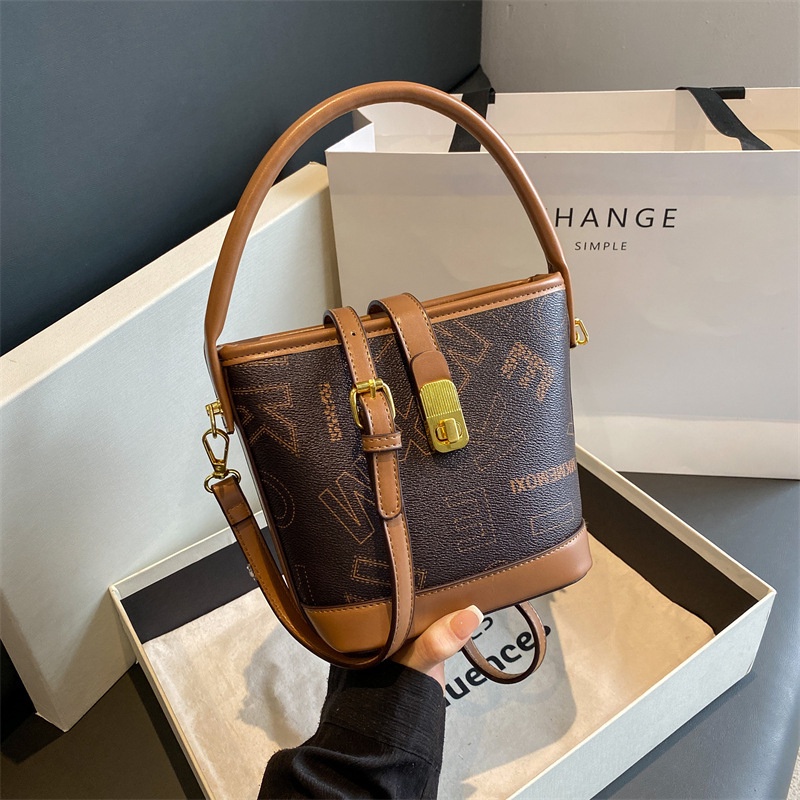 Túi Đeo Chéo Nhỏ Xinh Chất Lượng Cao Thời Trang Mùa Hè 202 300 Cho Nữ