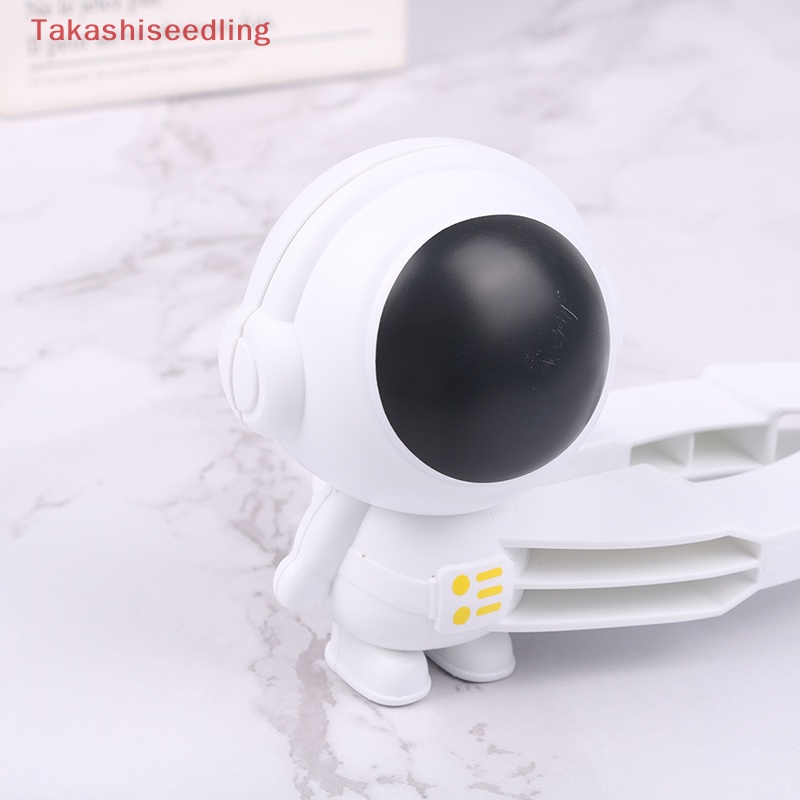 (Takashiseedling) Đồ Chơi Làm Quả Cầu Tuyết Hình Phi Hành Gia Không Gian Người Tuyết Mùa Đông Cho Trẻ Em