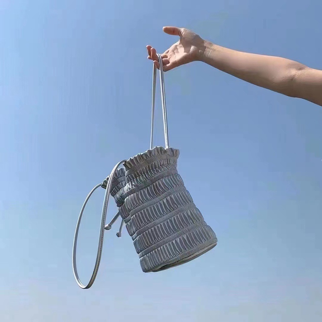 Túi Da Mềm Xếp Ly Phối Dây Rút Xinh Xắn Theo Phong Cách Hàn Quốc