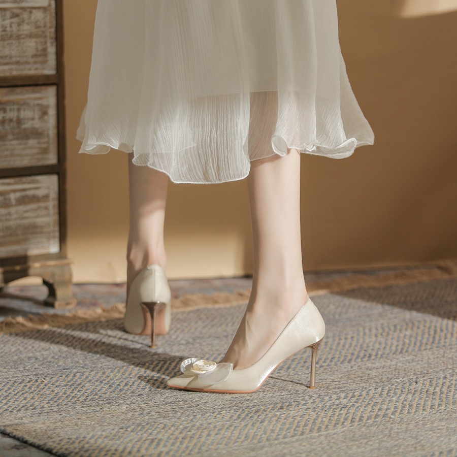 Giày Cao Gót Mũi Nhọn Thiết Kế Mới Thời Trang Dành Cho Năm 2023