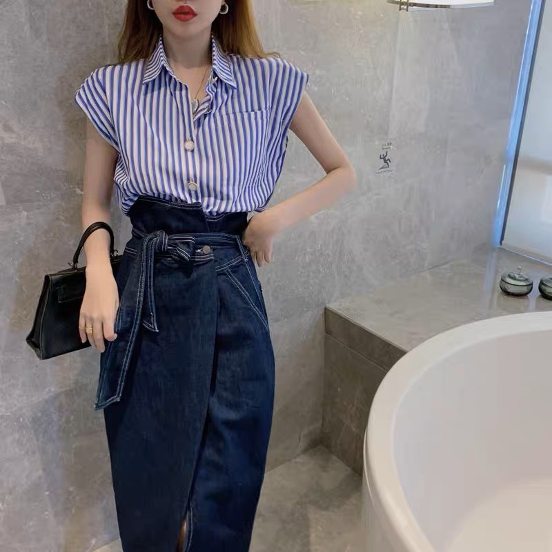 Set sơmi sọc xanh tay con +chân váy
