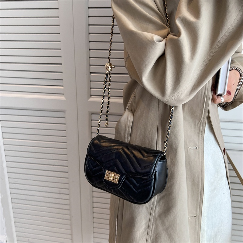 Túi Đeo Vai Dây Xích Nhỏ Nhắn Họa Tiết Hình Thoi Thời Trang Cho Nữ