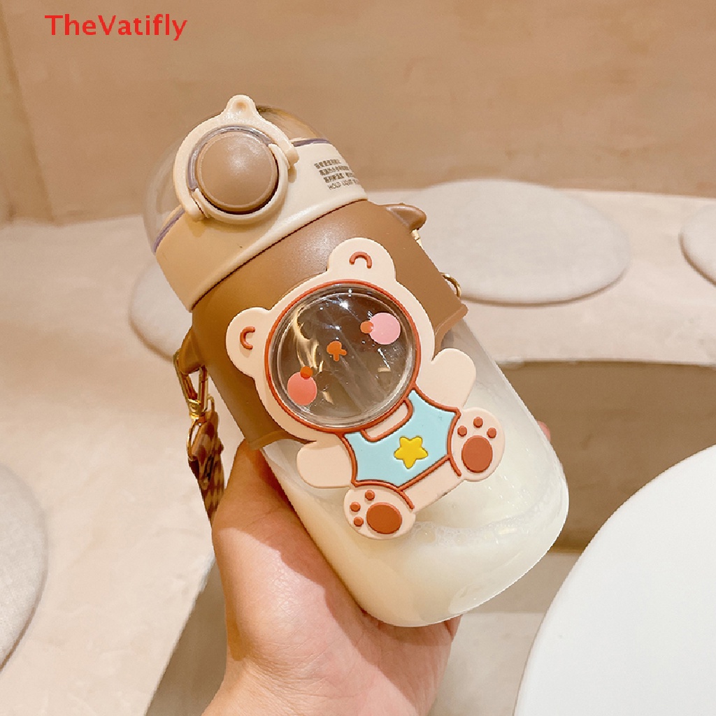 Bình Đựng Nước 700ml Không BPA Chống Rò Rỉ Họa Tiết Hoạt Hình Dễ Thương Cho Bé