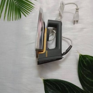 Bàn ủi khô Philips HD1172