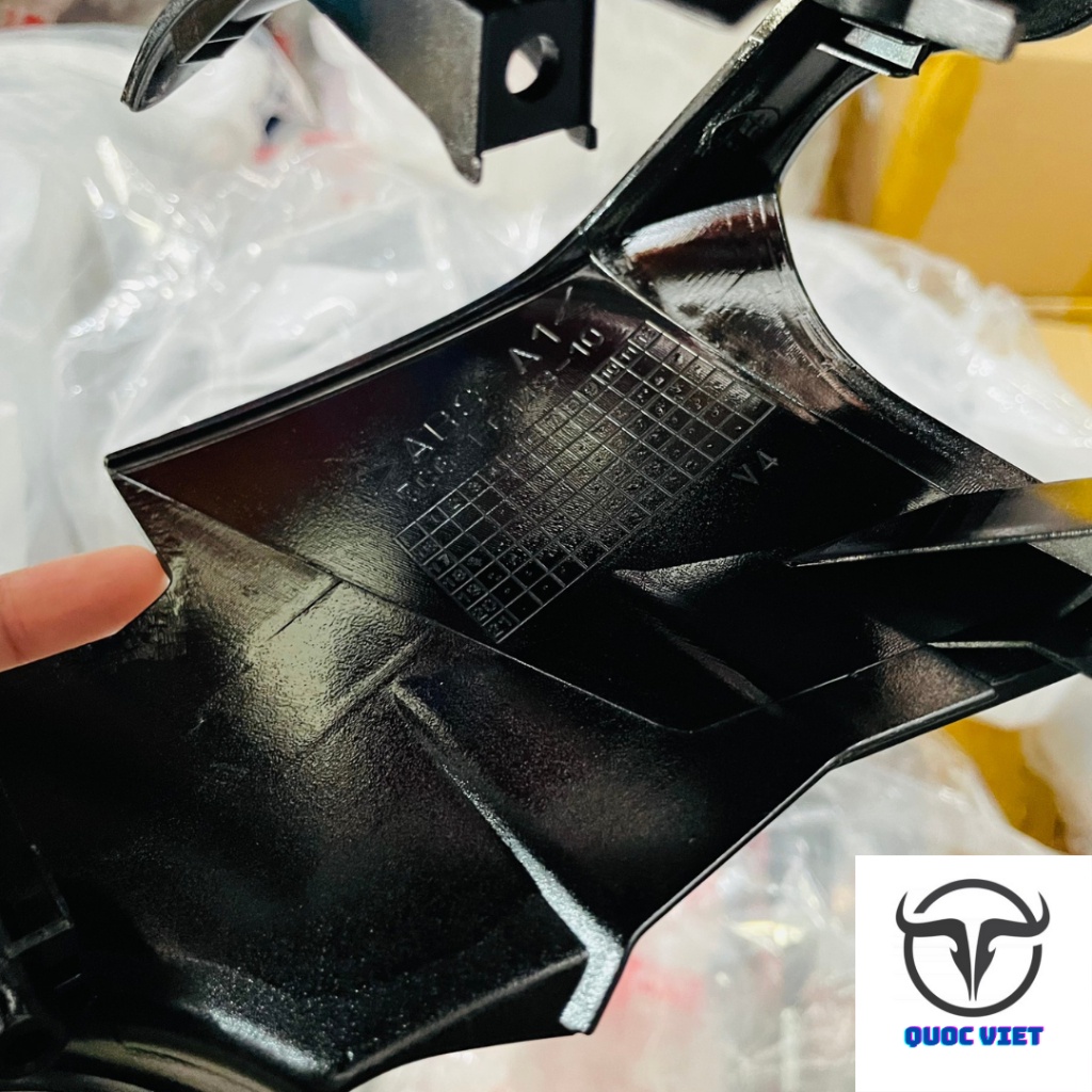 Ốp đầu trước - nắp che tay lái trước zin Sirius chính hãng 100%