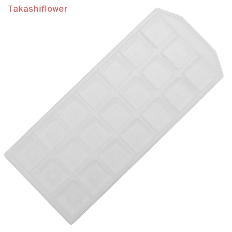 Khuôn Làm Đá Viên 21 Ngăn Bằng Nhựa Tiện Dụng