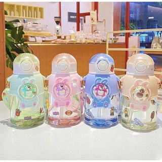 Bình nước Charm gấu dâu LOSTO 600ml trong suốt họa tiết dễ thương cho bé gái đi học