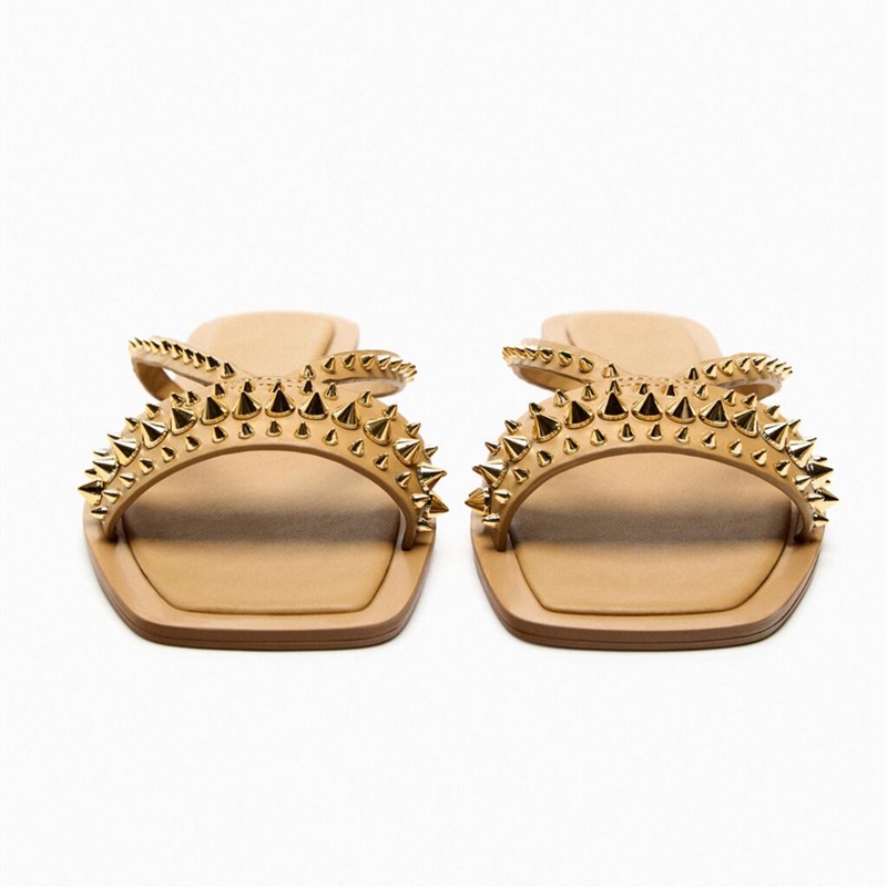 Giày Sandal Đế Bằng Đính Đinh Tán Thời Trang Mùa Hè Za2023