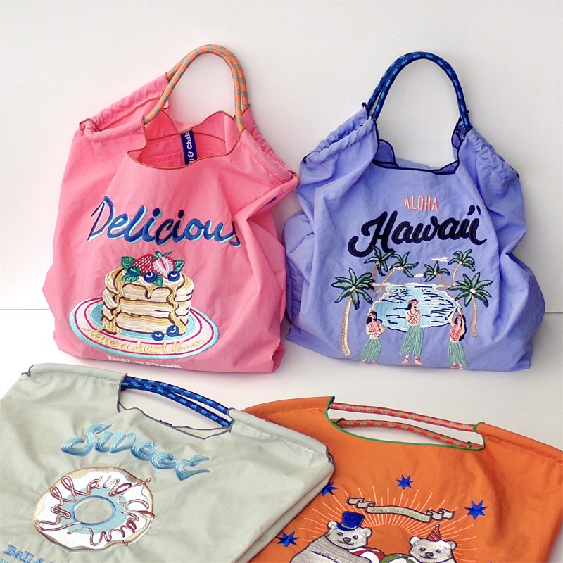 Túi Xách Mua Sắm Chất Liệu Nylon Thêu Họa Tiết Hoạt Hình Thân Thiện Với Môi Trường Thời Trang Cho Nữ