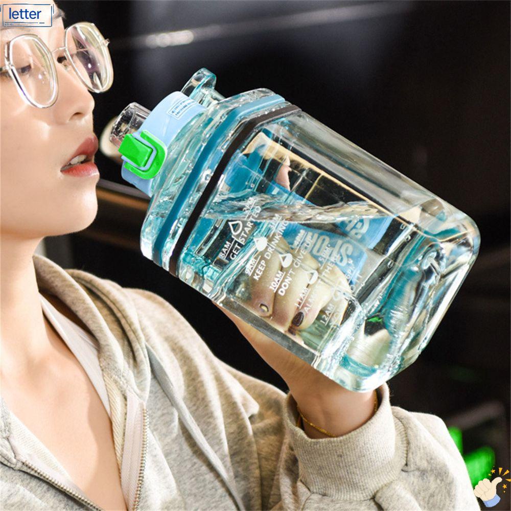 Bình Nước Thể Thao Hình Vuông Cỡ Lớn Tiện Dụng