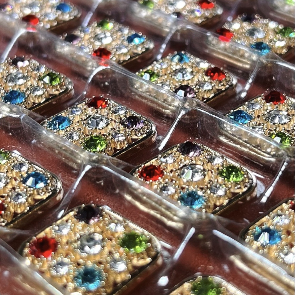 Bộ 5 Nút Áo Khoác Dệt Kim Đính Đá Cao Cấp Phong Cách Vintage Dành Cho Nữ