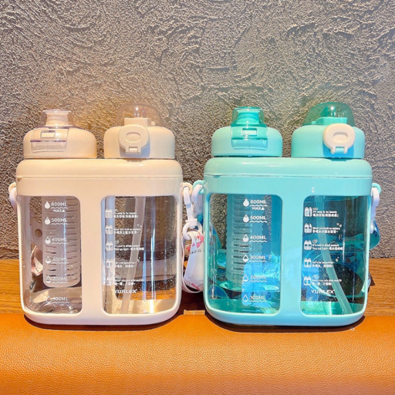Bình Nước 1.6L Có Ống Hút Và Hai Ngăn Bằng Nhựa
