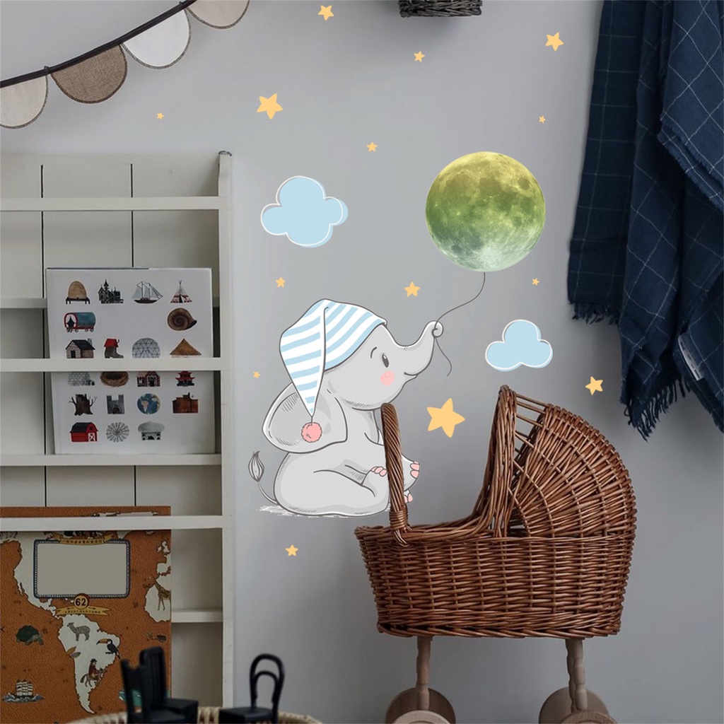 Set 2 Miếng Dán Tường Bằng PVC Phát Quang Hình Chú Voi Độc Đáo Trang Trí Nhà Cửa