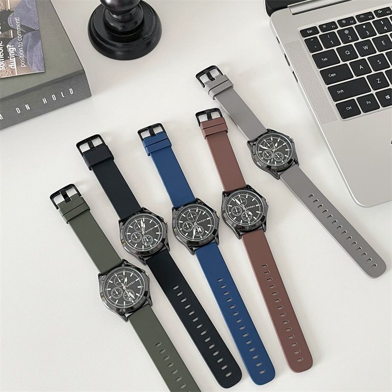 Đồng Hồ Đeo Tay Ba Mắt Màu Đen Thời Trang Xu Hướng Mới Cho Cặp Đôi