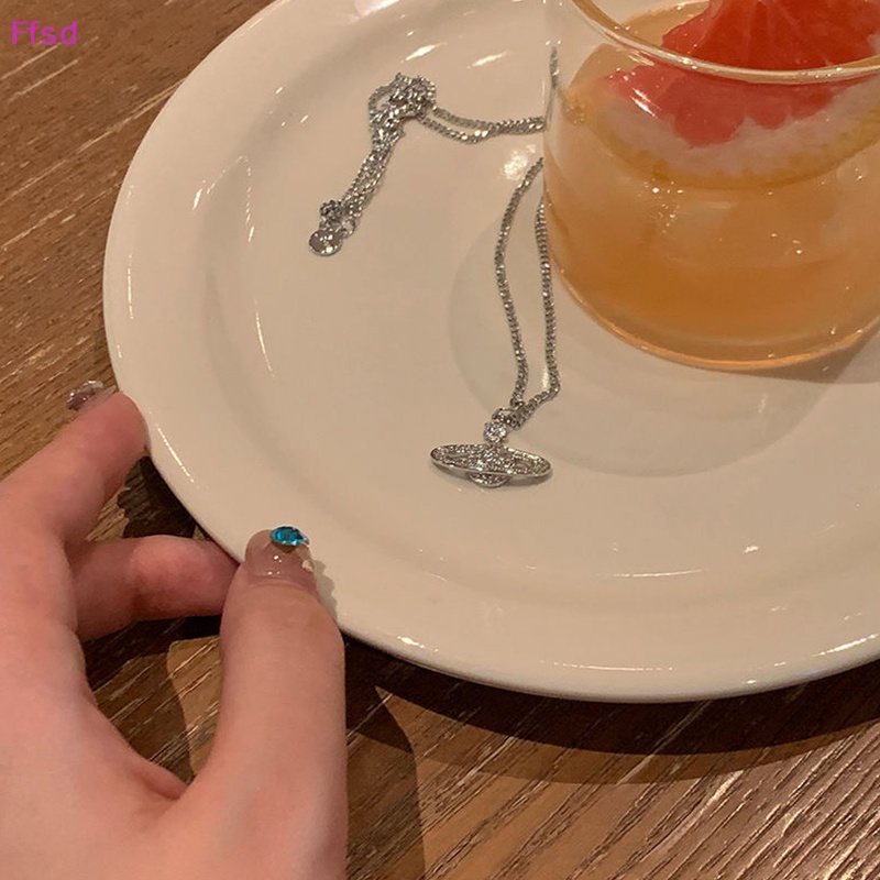 {Ffsd} Vòng cổ Bằng Thép Titan Mặt Hình Hành Tinh Ánh Sáng Nâng Cao Thời Trang Ngọt Ngào Cho Nữ