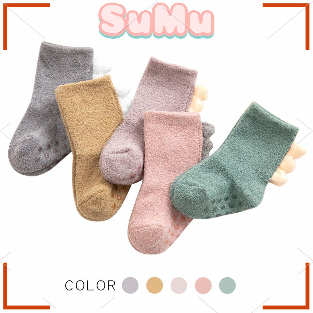 Vớ Dày Chống Trượt Giữ Ấm Họa Tiết Hoạt Hình Cho Bé Sơ Sinh