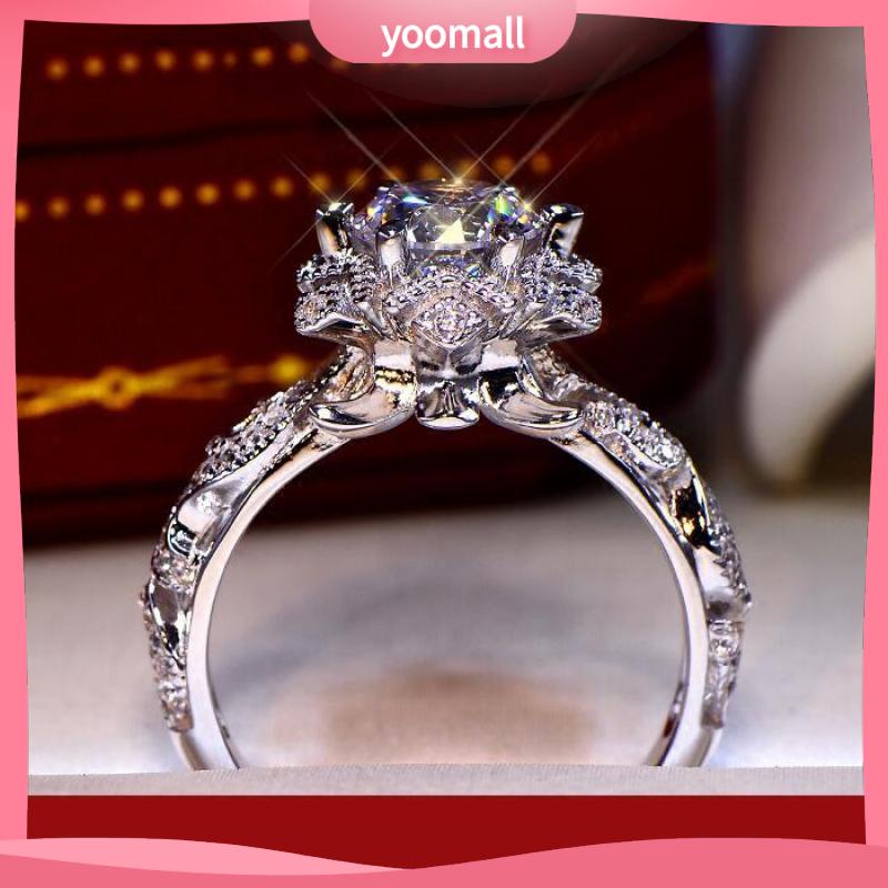[YM] Nhẫn Đính Hôn Zircon Giả Hình Hoa Và Ngôi Sao Rỗng Mẫu 1 Carat Zircon Phong Cách Âu Mỹ
