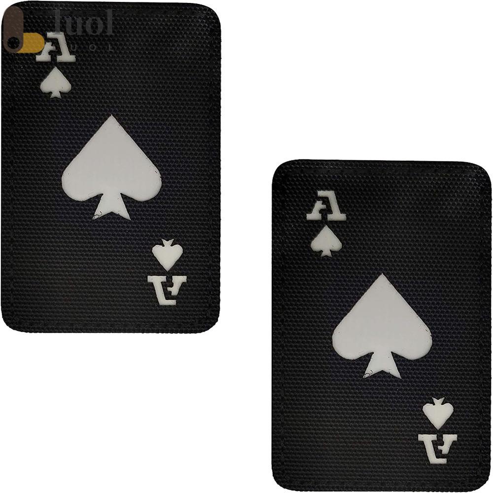 LUOL Bộ 2 Miếng Dán Hình Ace of Spades Màu Đen Phát Sáng Trong Bóng Tối