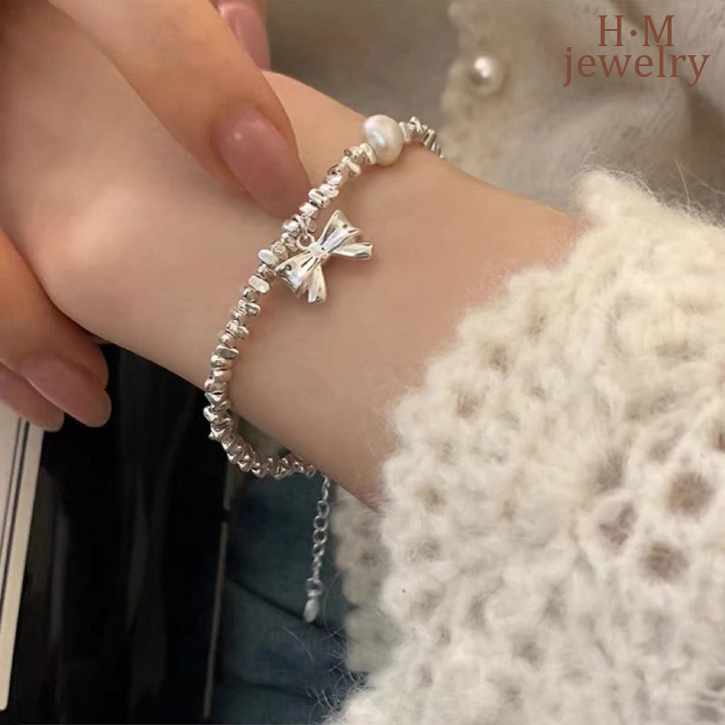 Vòng Tay Mạ Bạc 925 Hình Nơ Đính Ngọc Trai Đơn Giản Dễ Phối Đồ