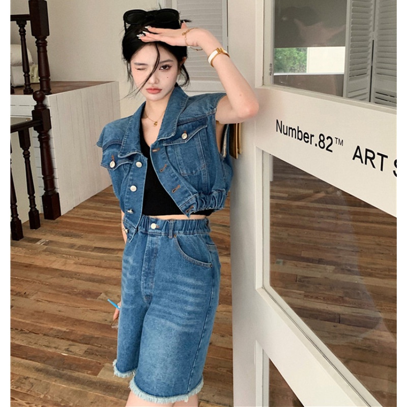 Áo Thun Sát Nách Dáng Rộng Phối Túi Cá Tính Trẻ Trung