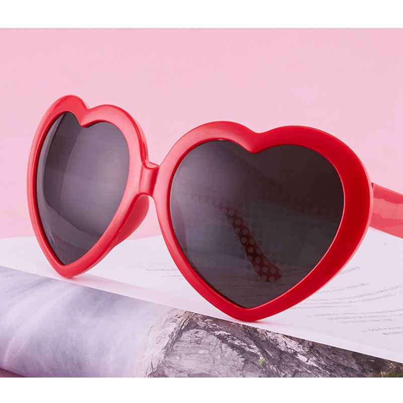 Kính Mát Hình Trái Tim Dễ Thương Cho Nữ
