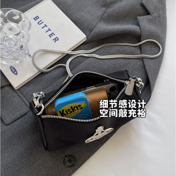 Túi Đeo Vai Vải Oxford Phối Dây Xích Kim Loại Thời Trang Cho Nữ