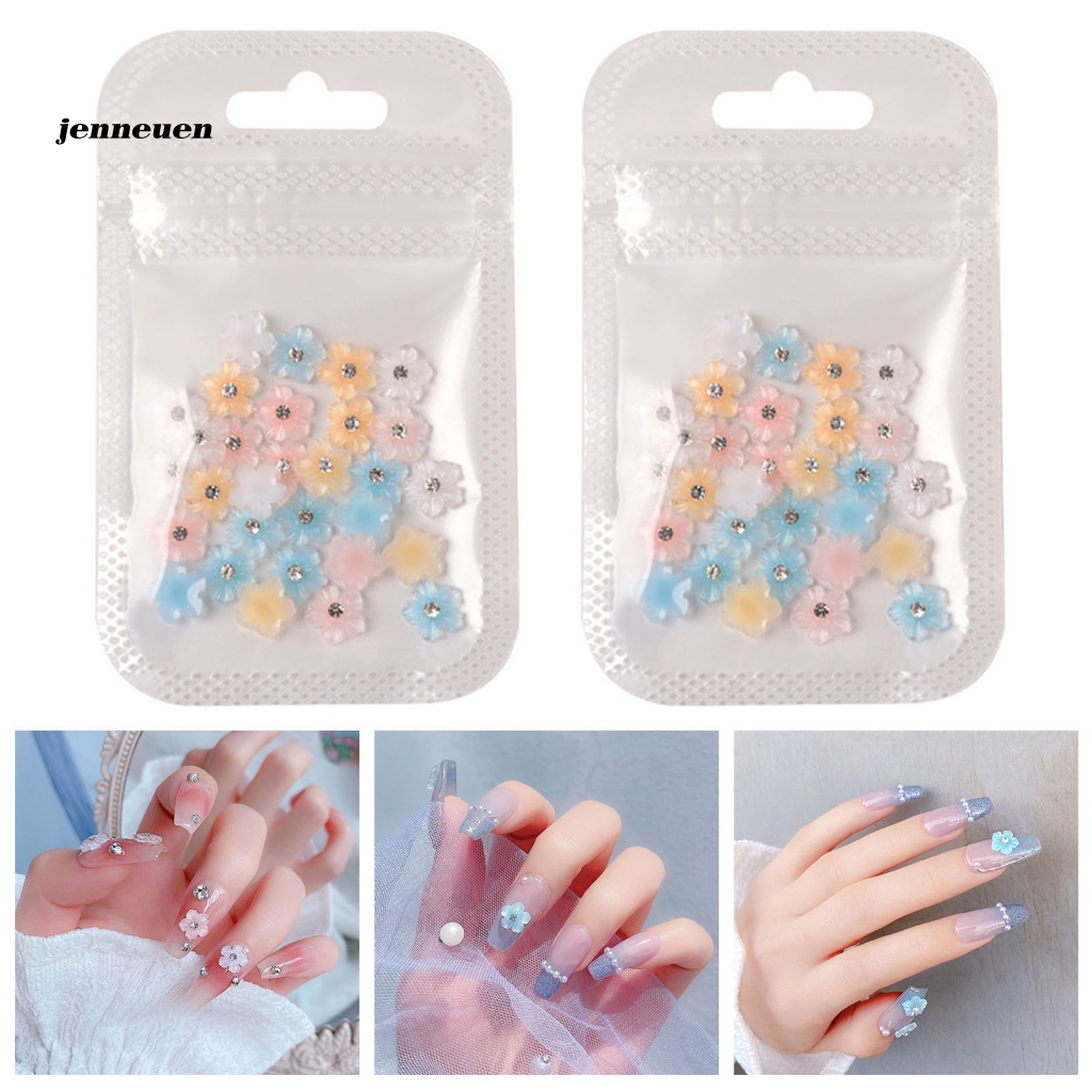 Set 30 Phụ Kiện Trang Trí Móng Tay / Điện Thoại Họa Tiết Hoa 3D Xinh Xắn