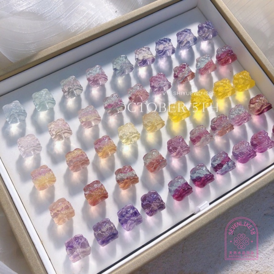 Mặt Dây Chuyền Hình Sư Tử Bằng Đá fluorite Tự Nhiên Nhiều Màu Sắc