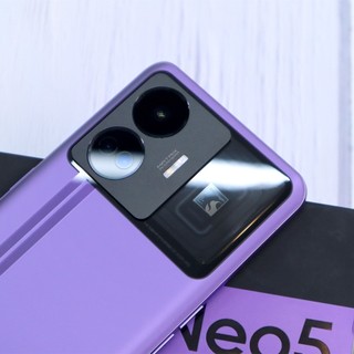 Điện thoại Realme GT Neo 5 (Snapdragon 8+ Gen 1, sạc 150W) - [Bảo hành 1 đổi 1 trong 3 tháng]
