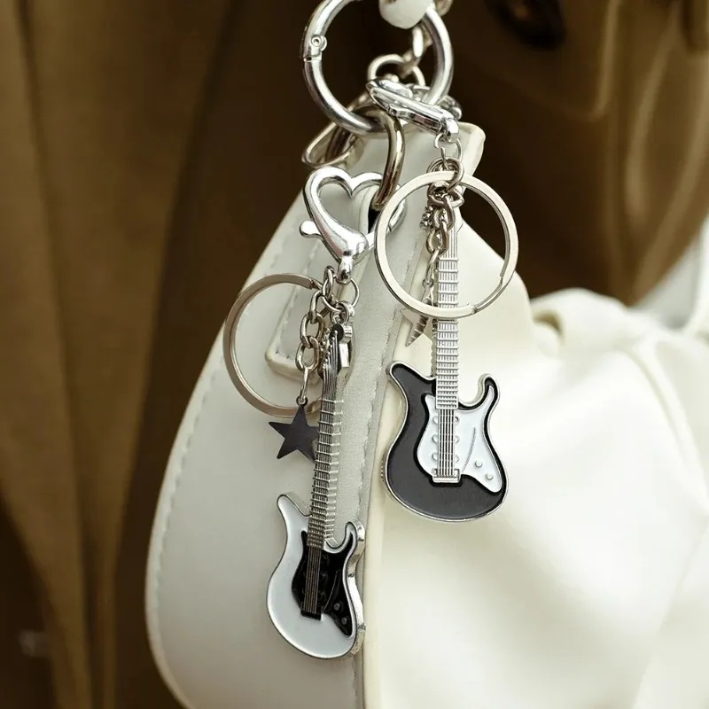 Harajuku y2k guitar love heart star key chain for women sweet cool xu hướng thời trang mặt dây chuyền thời trang cổ điển túi thẩm mỹ phụ kiện quyến rũ