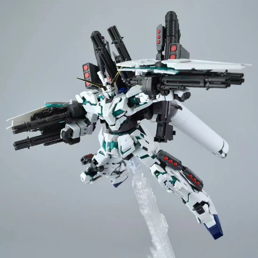 Mô Hình Lắp Ráp Thanh Kiếm Taipan 1: 144HG Strike Freedom Red Blue Heresy Seven Swords