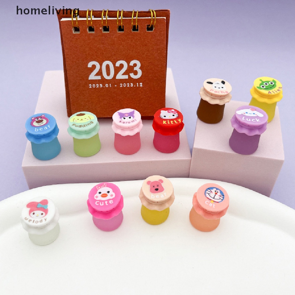 Set 2 Đồ trang trí Bình Mật Ong Mini Bằng Nhựa Resin Dạ Quang Trang Trí Bảng Điều Khiển Xe Hơi