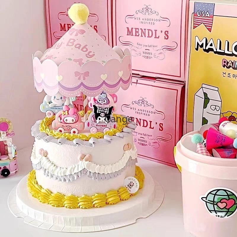 Bộ trang trí bánh ngựa gỗ xoay tam lệ, Sanlitun Kulomi Melati Ngọc Quế Cẩu trang trí bộ đồ trang trí bánh ngọt đáng yêu