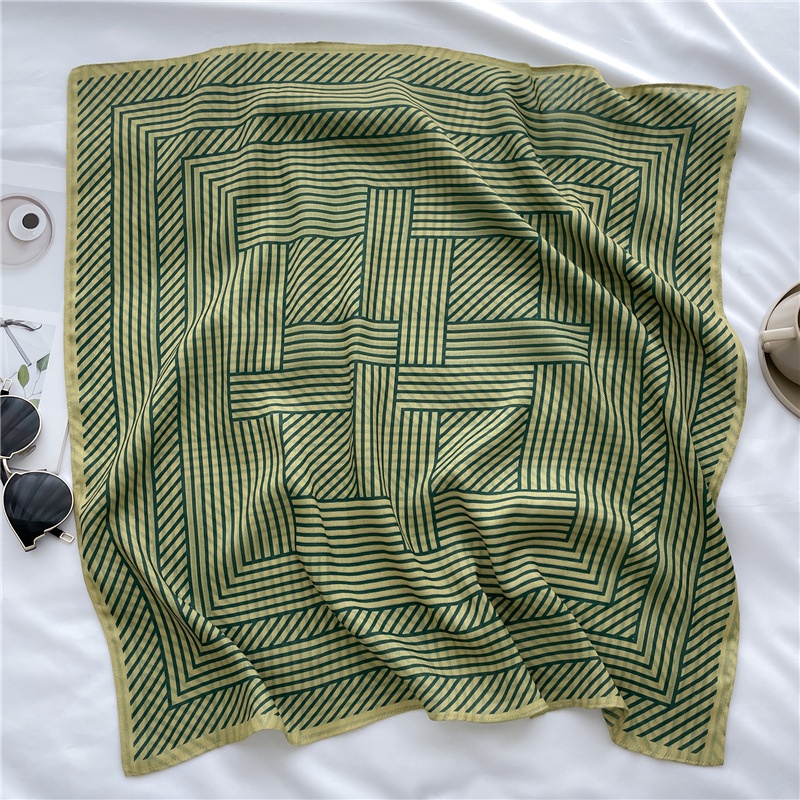 Khăn Choàng Cổ Hình Vuông Bằng Vải Nhung Kích Thước 65x65cm Thời Trang Xuân Hè