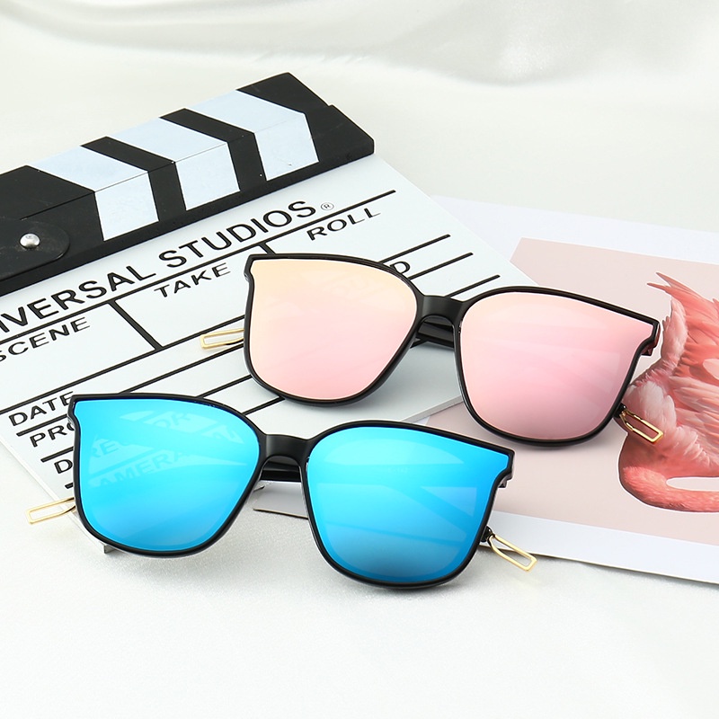 Kính Mát Chống Tia UV Thời Trang Mới Cho Cả Nam Và Nữ