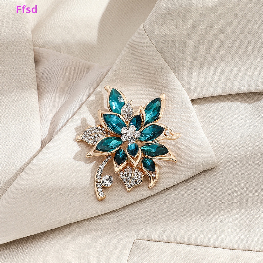 {Ffsd} Ghim Cài Áo Khoác / Khăn Choàng / Mũ Hình Hoa Đính Đá Zircon Thanh Lịch Thời Trang Phù Hợp Với Quần Áo
