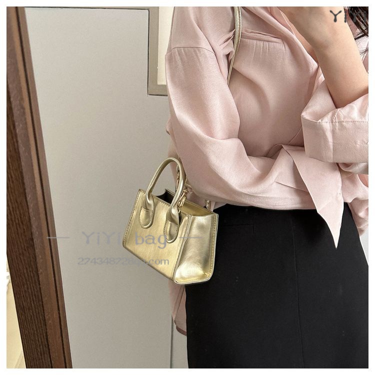 ✨Giảm Giá Hot Sale!✨Túi Da Đeo Chéo Mini Hình Vuông Màu Vàng / Bạc Phong Cách Hàn Quốc Độc Đáo Thời Trang Cho Nữ