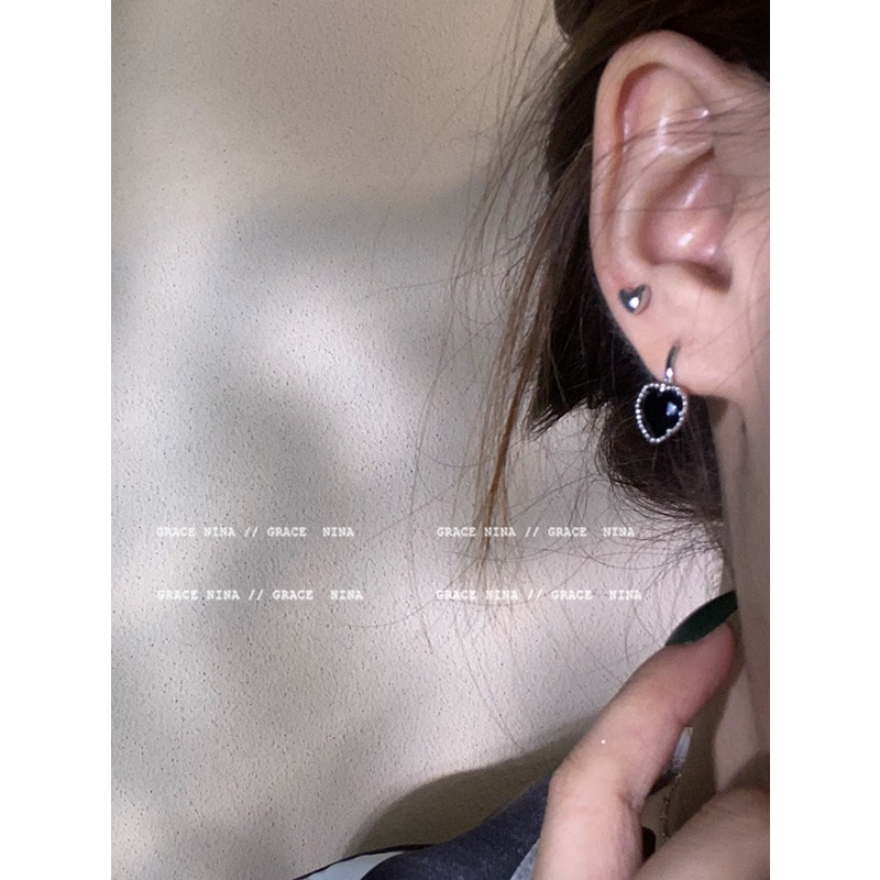 Khuyên Tai Hình Trái Tim Màu Đen Phong Cách Thời Trang 2023 Dành Cho Nữ