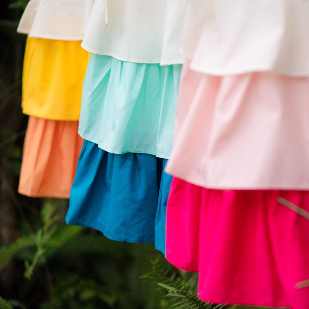 Váy maxxi 2 dây phối tùng thô lụa