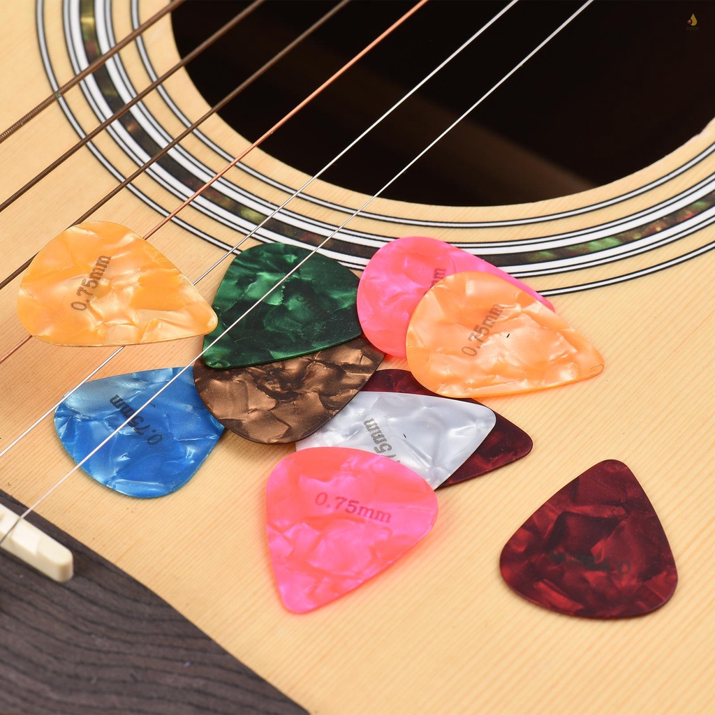 Bộ 60 Miếng Gảy Đàn Guitar Celluloid Có Hộp Đựng Bằng Kim Loại Dành Cho Đàn Guitar Bass / Điện / Guitar Cổ Điển 0.