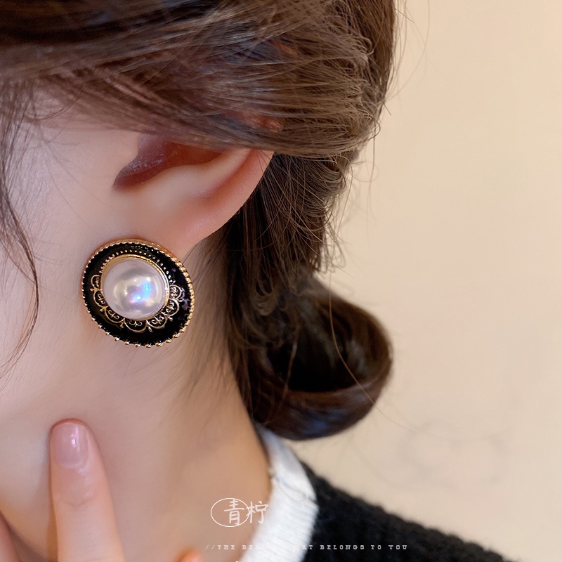 Khuyên Tai Đính Hạt Ngọc Trai Phong Cách Thời Trung Cổ Mới 2023