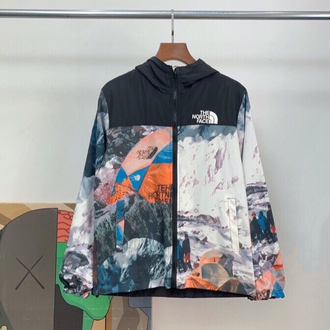 Áo Khoác The North Face Hai Mặt Họa Tiết Rằn Ri Cá Tính Cho Cặp Đôi | Áo Khoác Polyester Chống Gió / Tia Cực Tím Chất Lượng Cao | Mũ Lưỡi Trai Thêu Chữ Thời Trang Cho Nam Và Nữ