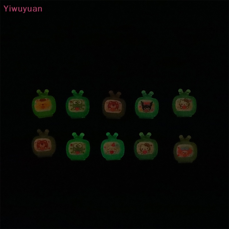 Bộ 5 Tượng Gấu / Dâu Tây Mini Bằng Nhựa Resin Phát Quang Trang Trí Mới