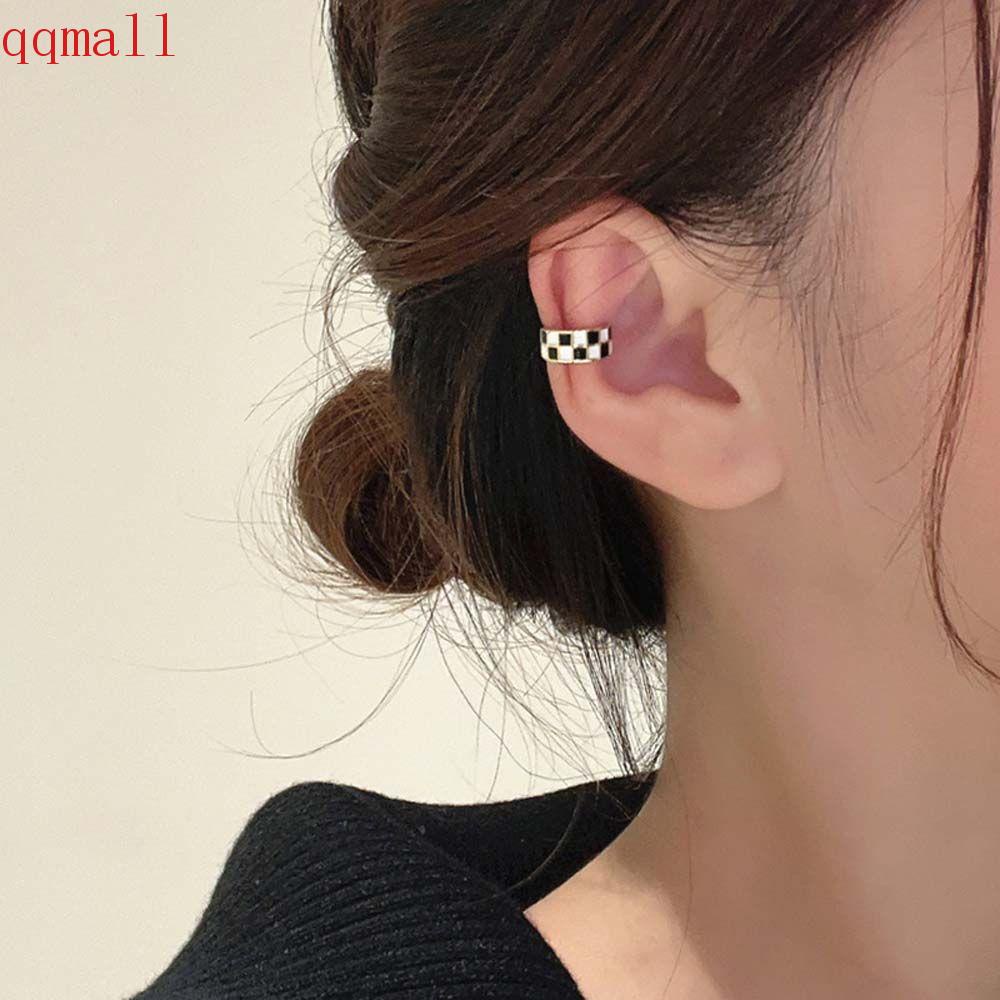 Khuyên Kẹp Vành Tai Họa Tiết Caro Phong Cách Vintage Thanh Lịch Cho Nữ