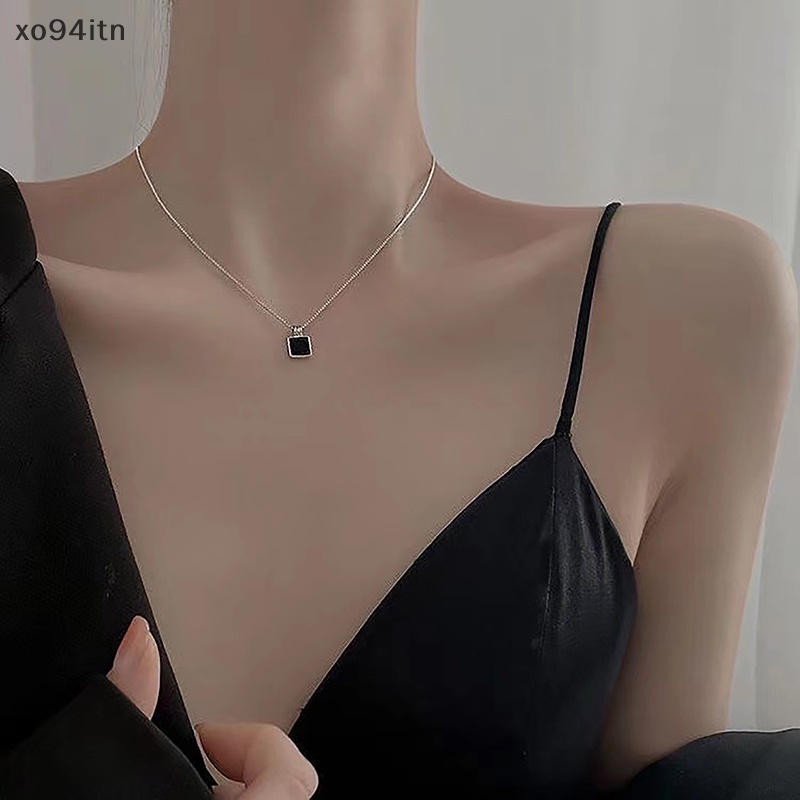 Vòng cổ Mạ Bạc Mặt Vuông Màu Đen Thời Trang Cho Nữ