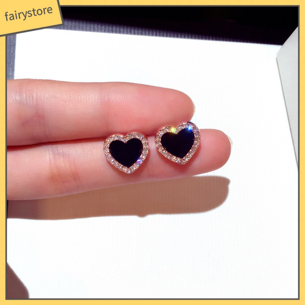 Bông Tai Hình Trái Tim Đính Đá Màu Đen Thời Trang Cho Nữ