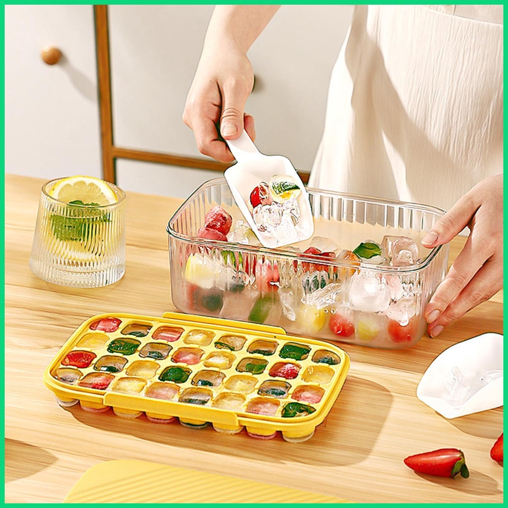 Khay Silicone Làm Đá Viên Có Nắp Đậy Và 32 Khối Lập Phương