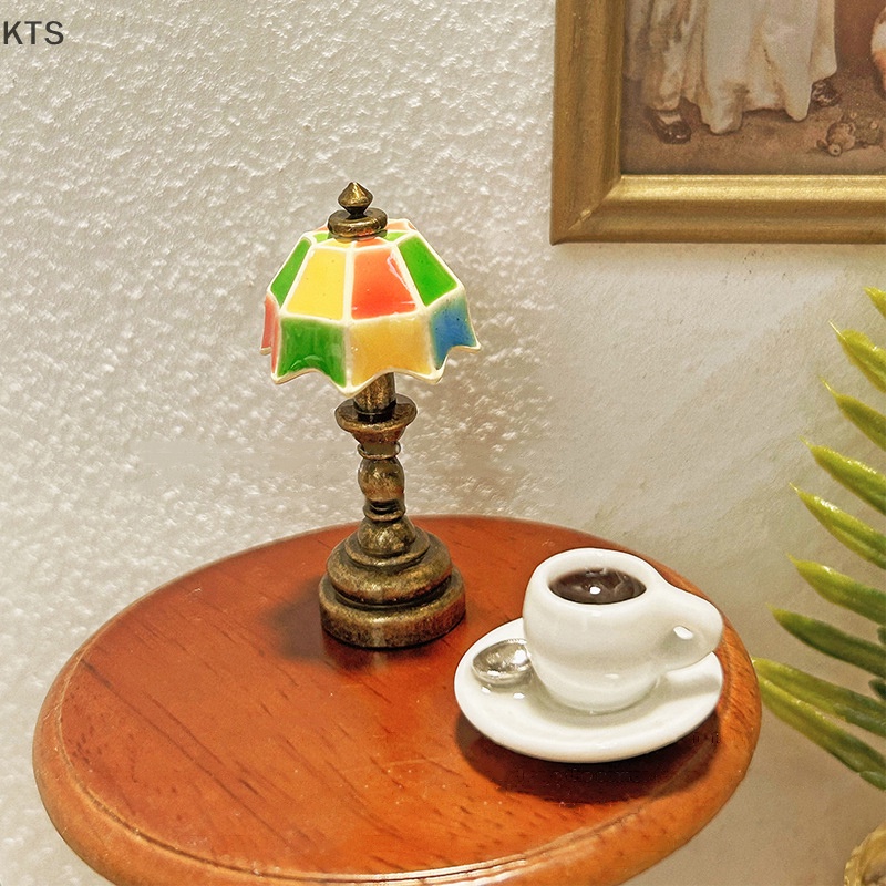 Đèn Bàn Mini 1 / 12 Trang Trí Nhà Búp Bê Phong Cách Retro