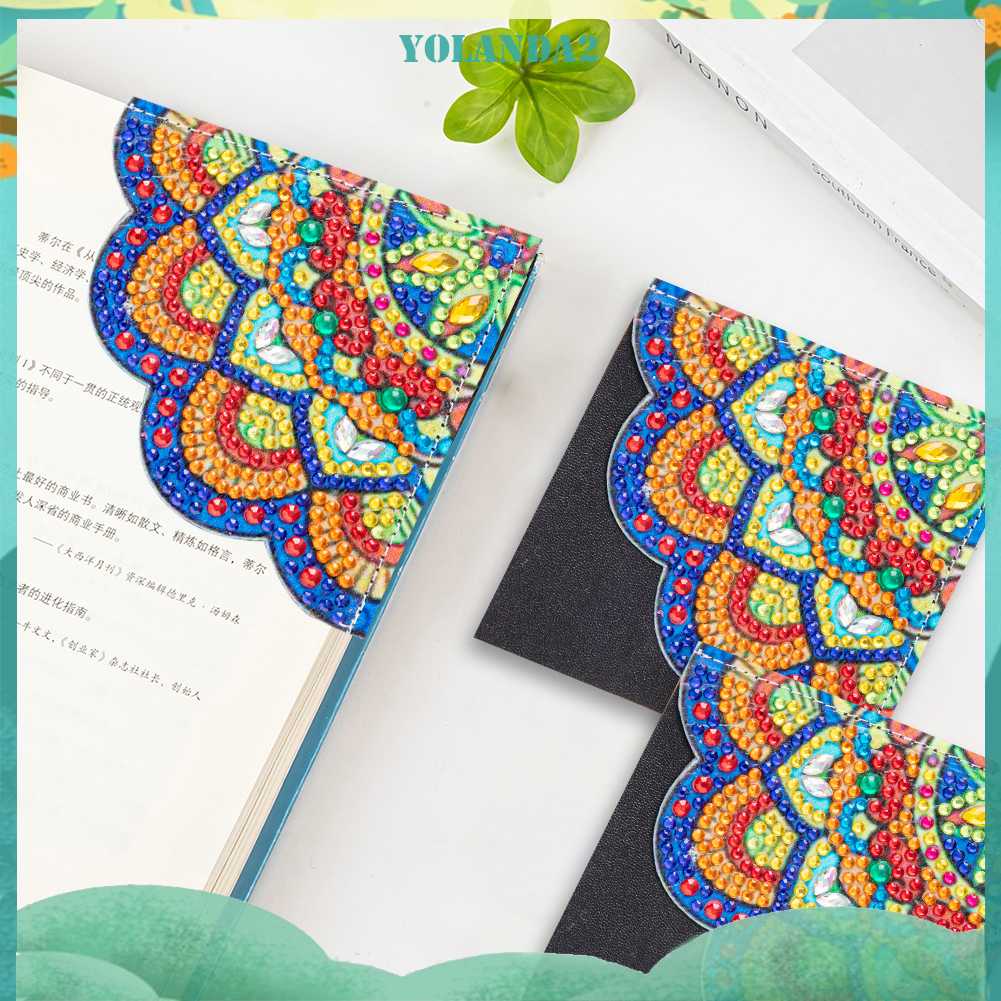 Thẻ Đánh Dấu Trang Sách Hình Tam Giác Bằng Da 5D DIY