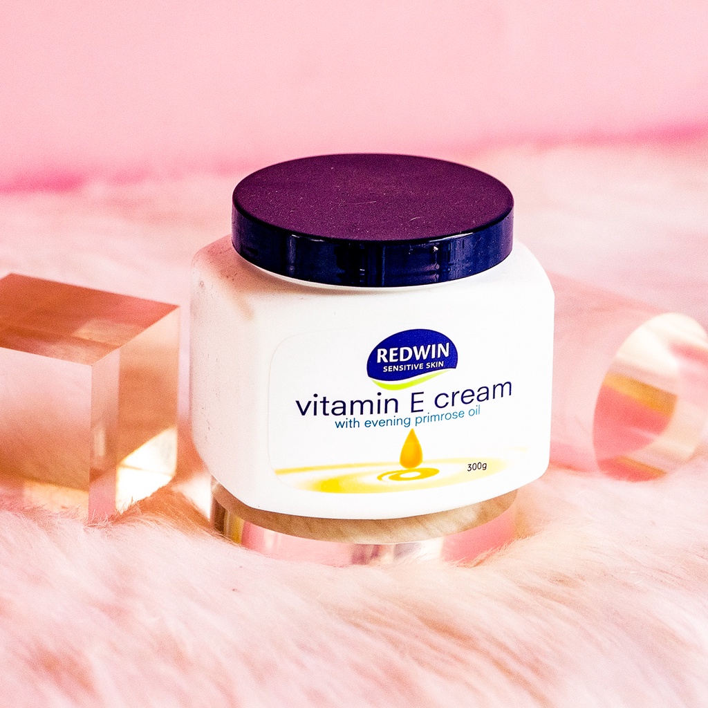 Kem Dưỡng Da Mềm Mịn Redwin Vitamin E Cream Úc 300g